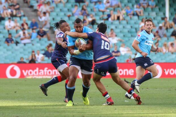 Debreczeni and Genia try to stop Big T. No chance.