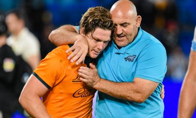 Michael Hooper  gets a hug from Mario Ledesma